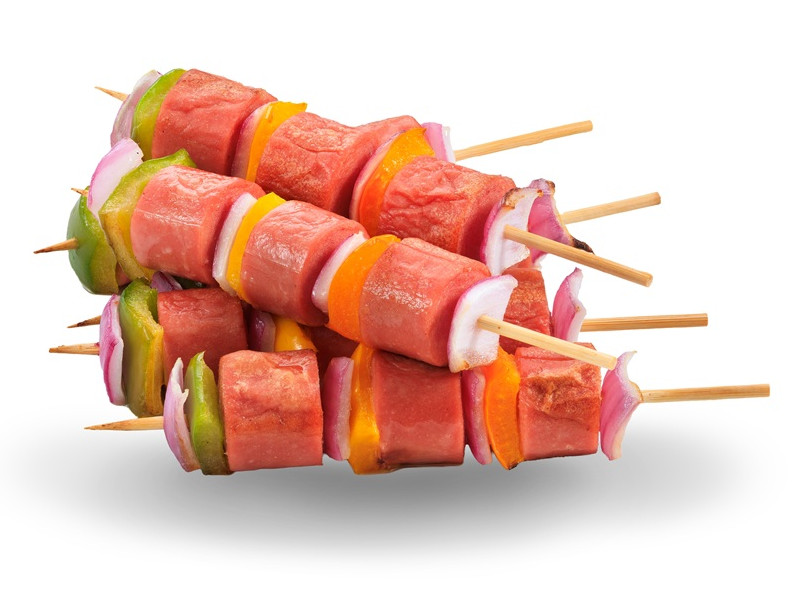 Brochetas con Salchicha San Antonio